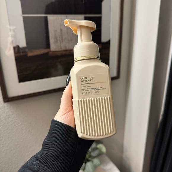 NEW BATH & BODY WORKS | Foaming Hand Soaps Coffee & Whiskey Mahogany Teakwood - Picture 3 of 7
